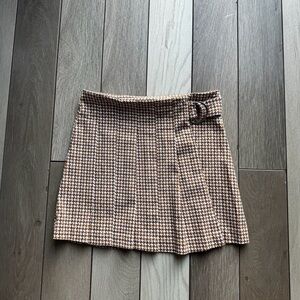 RSQ Brown Plain Pleated Skirt | Size: Small | Good Condition